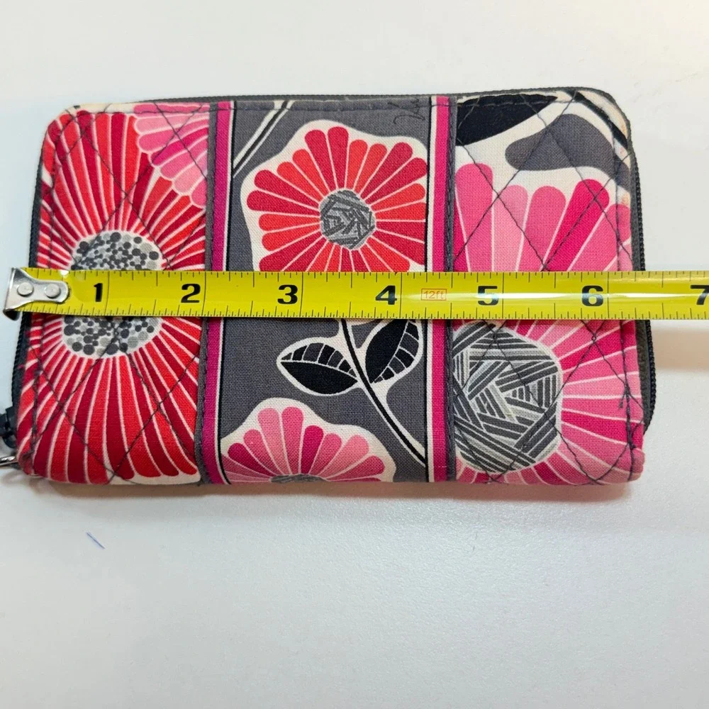 Vera Bradley Zip Around Wallet Cherry Blossoms Pink Red Floral Quilted Cotton - Picture 5 of 8